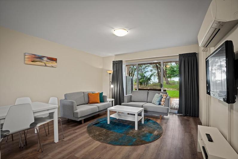 בסלטון Broadwater Resort Wa Tourism Awards 2024 Gold Winner מראה חיצוני תמונה
